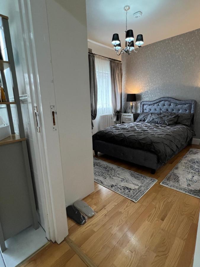 Lovely Apartment In コーク エクステリア 写真