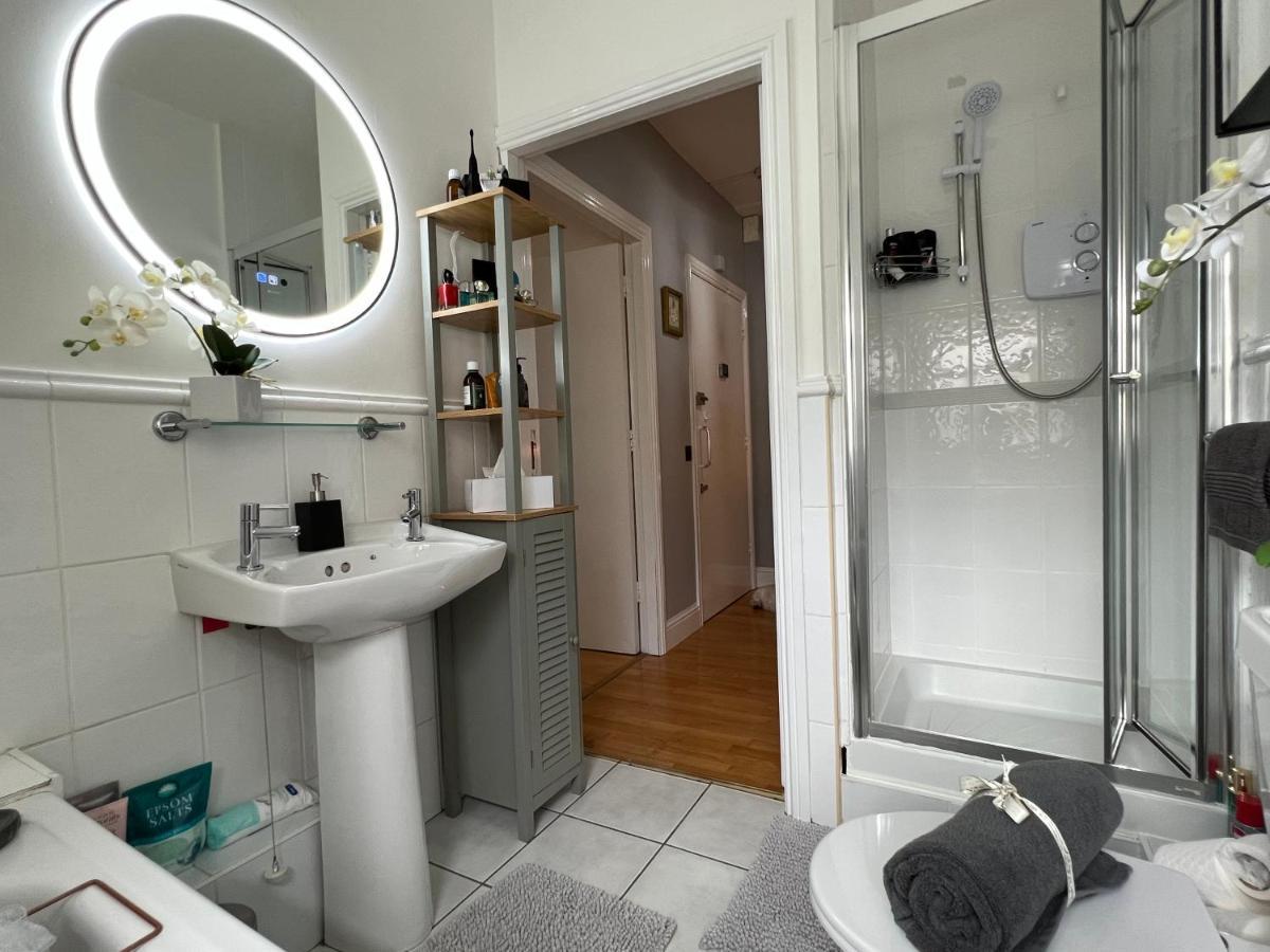 Lovely Apartment In コーク エクステリア 写真