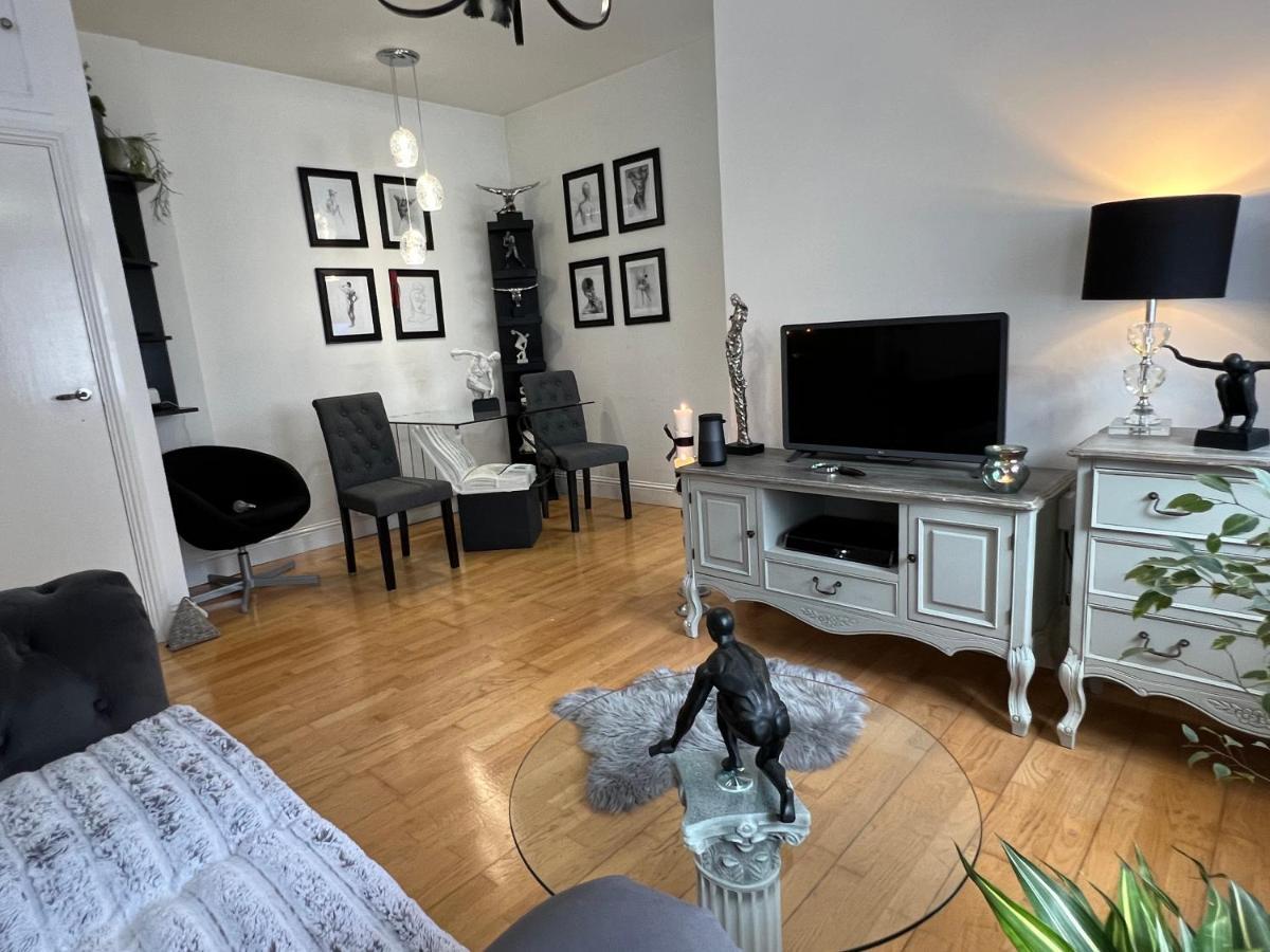 Lovely Apartment In コーク エクステリア 写真