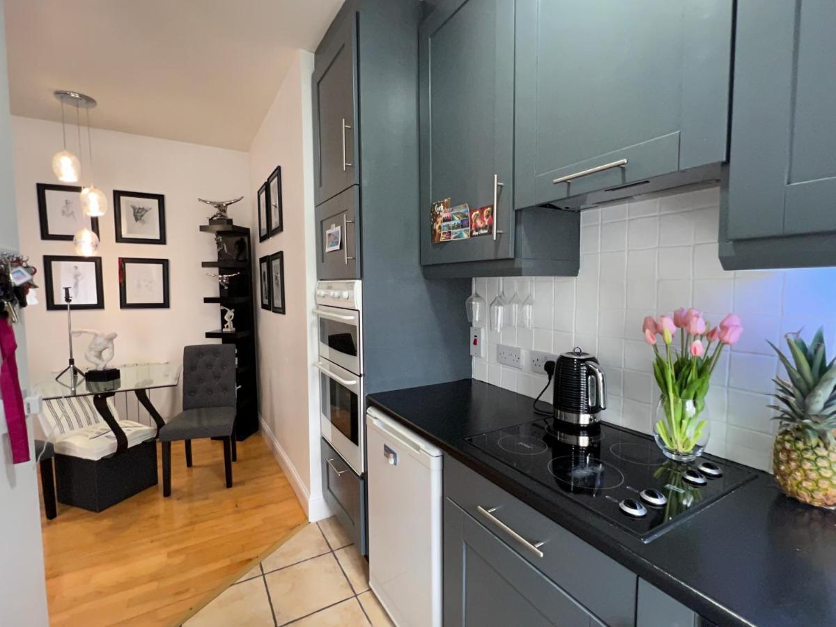 Lovely Apartment In コーク エクステリア 写真